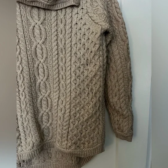 Hand-Knitted Irish 💯 Merino Wool Cowl/Turtle Neck Chunky Cable-Knit Sweater M - Picture 6 of 11